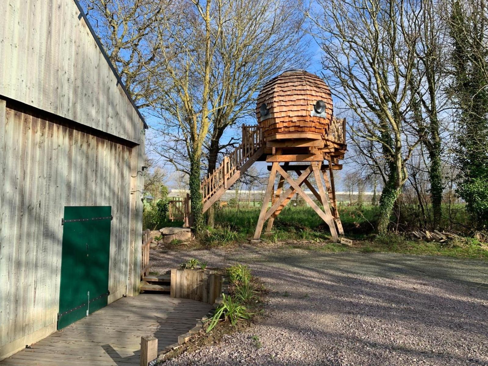La Ville Es Renais - Ferme Et Maison D'Hotes Insolite Erquy Dış mekan fotoğraf